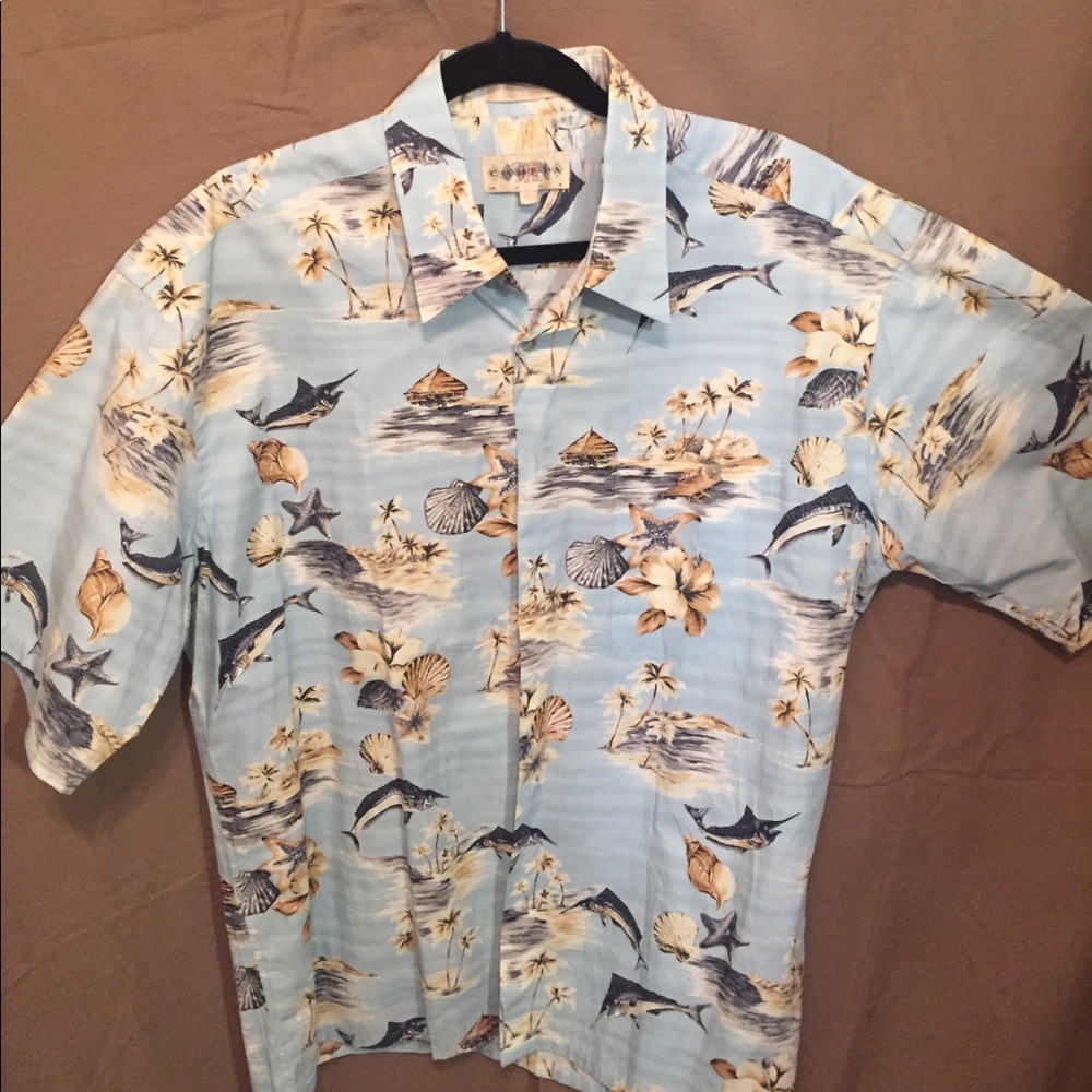 Button down short sleeve shirt